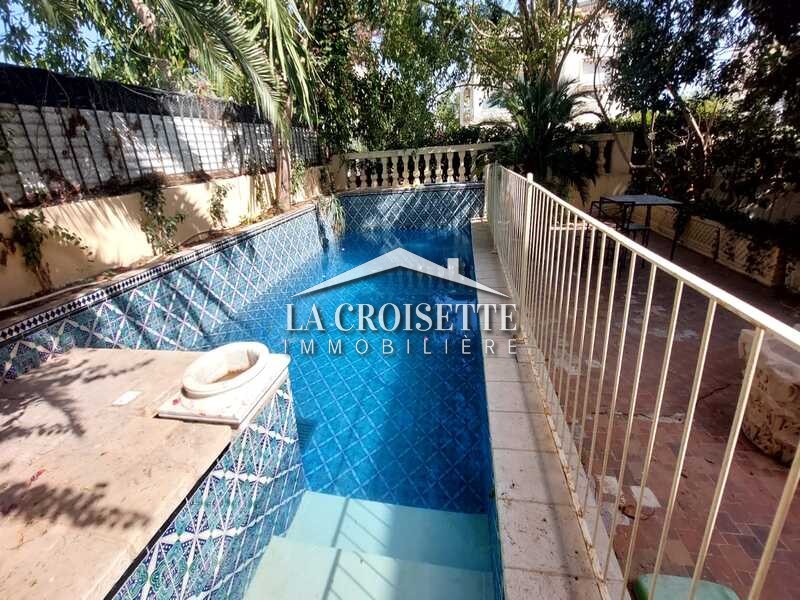Une charmante villa S+3 avec piscine à Carthage